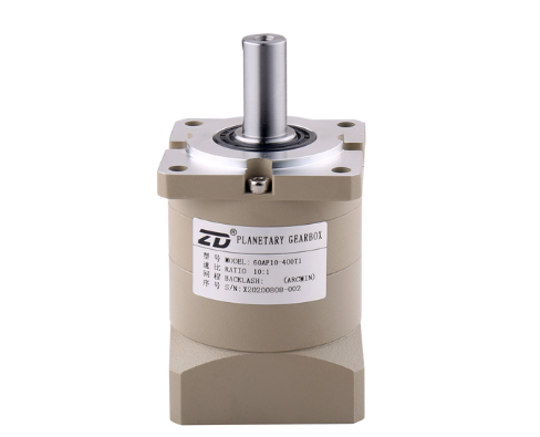 行星减速器在机床刀库与转台中的应用，有哪些不同于机器人的特殊要求？